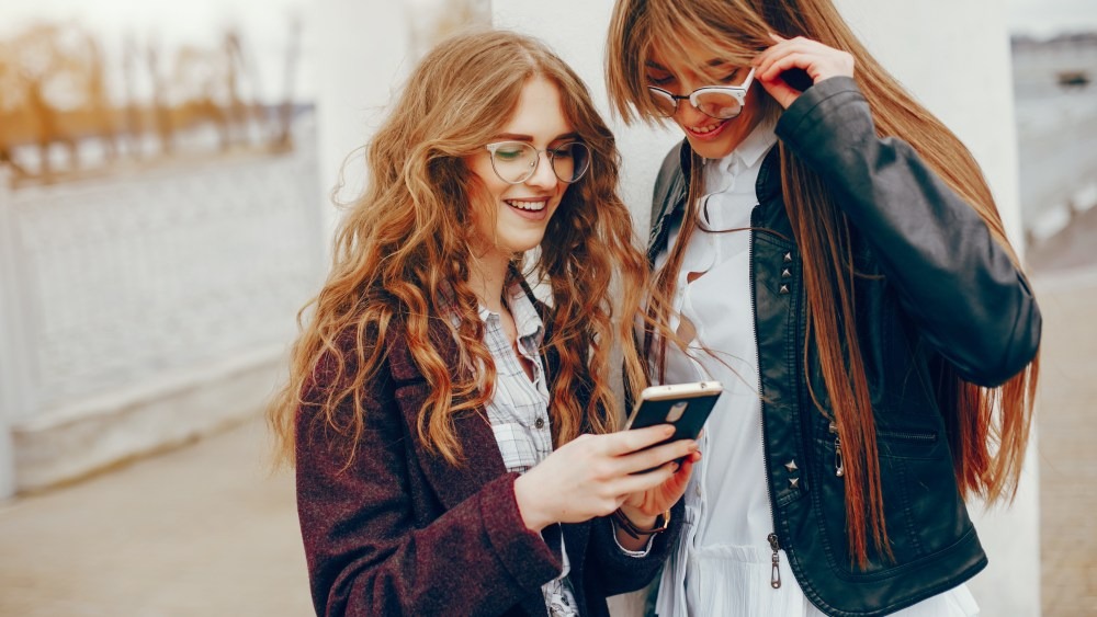 The Growing Trend of Social Commerce: A New Retail Frontier